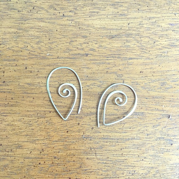 Sterling silver spiral earrings - Picture 1 of 2